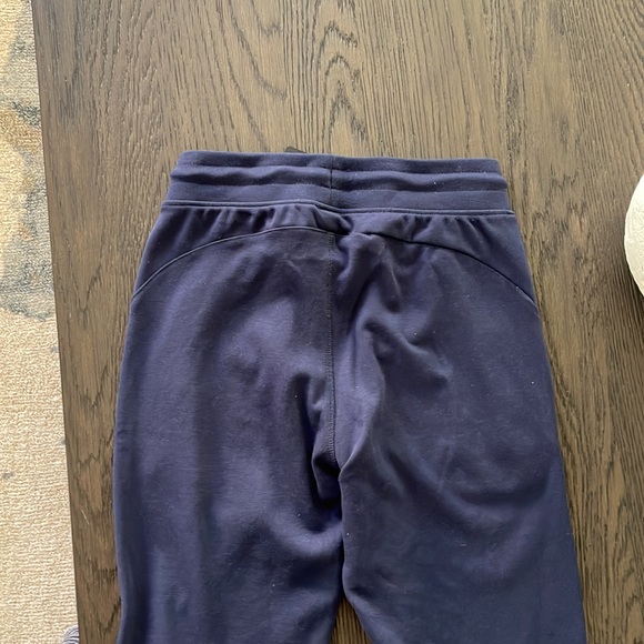 Alphalete joggers new - Picture 3 of 4